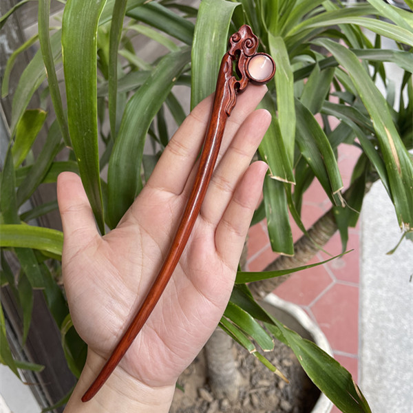 4. Clouds Chasing the Moon