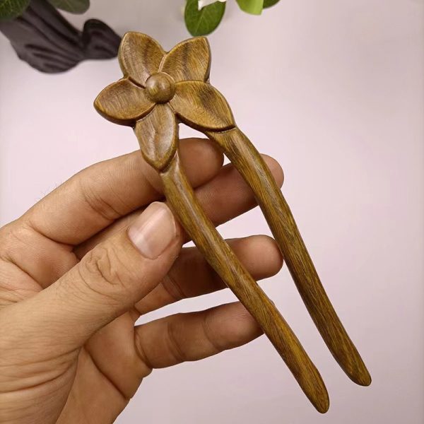 Green sandalwood