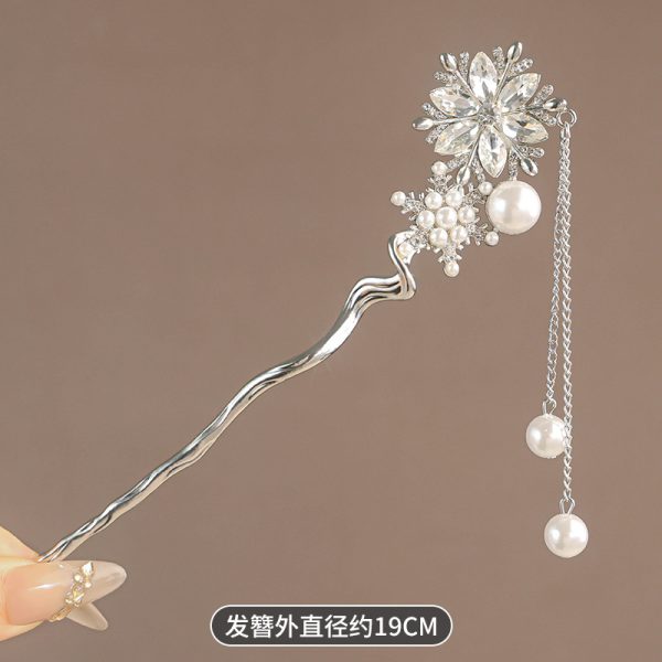16. Double fork crystal snowflake silver