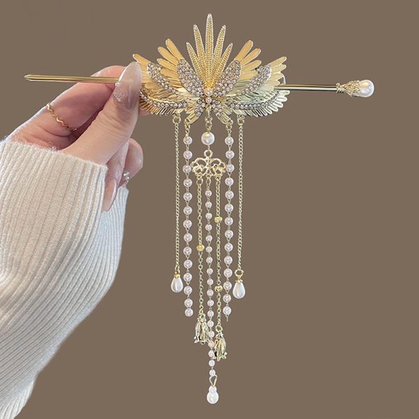 16. Phoenix crown tassel