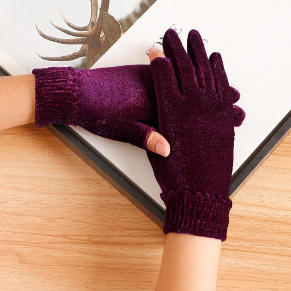 Golden Velvet Two Finger Cut Gloves